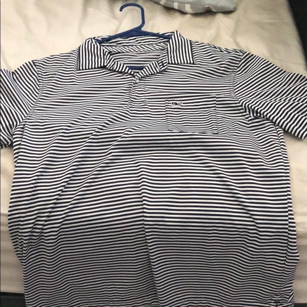 Perfect condition vineyard vine black and white